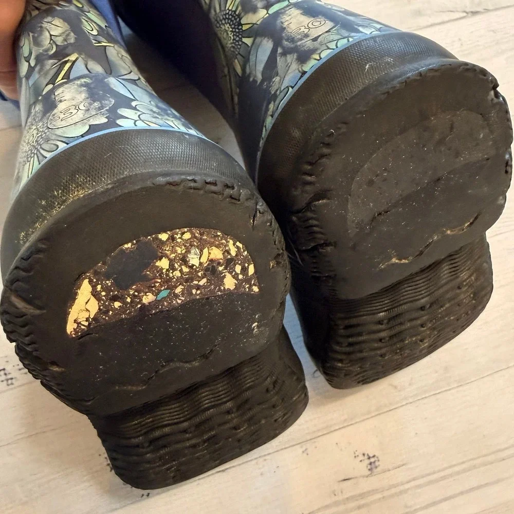 BOGS girls navy teal floral snow boots kids size‎ 2